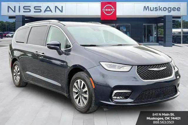 2021 Chrysler Pacifica Touring L for sale in Muskogee, OK