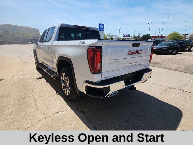 2026 GMC Sierra 1500 Crew Cab, Standard Bed, SLT, 4WD