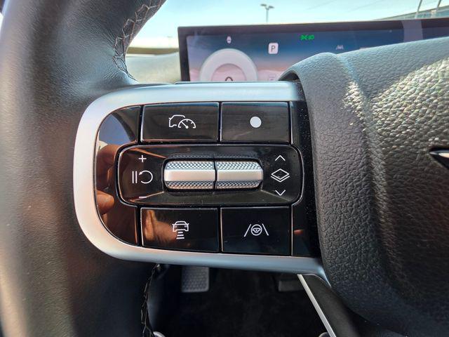 2025 Genesis GV80 2.5T Standard AWD