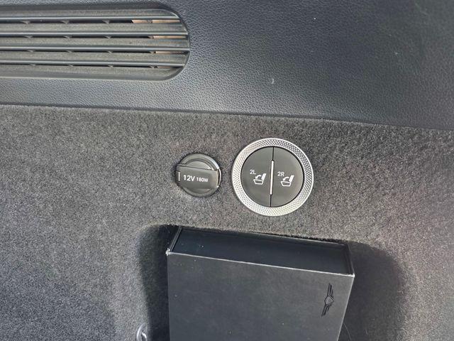 2025 Genesis GV80 2.5T Standard AWD