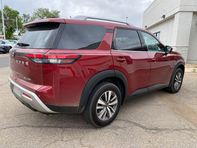 2025 Nissan Pathfinder SL 4WD