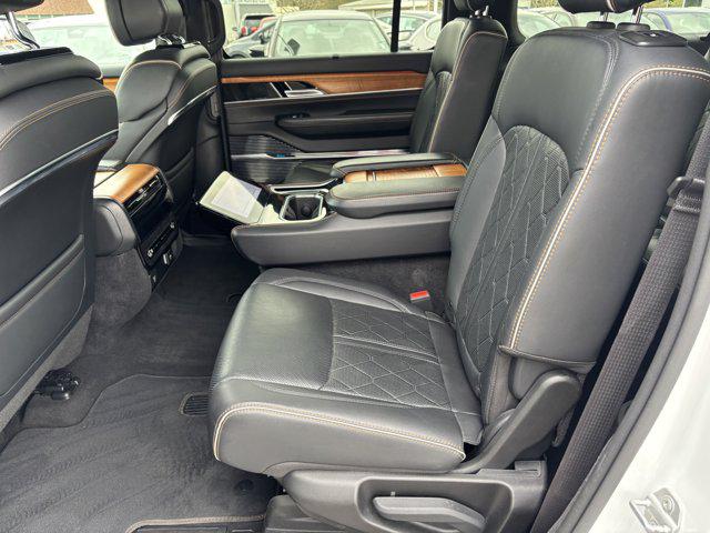 2024 Jeep Grand Wagoneer L Series III 4x4