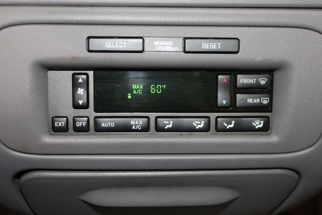 2002 Lincoln Town Car Executive