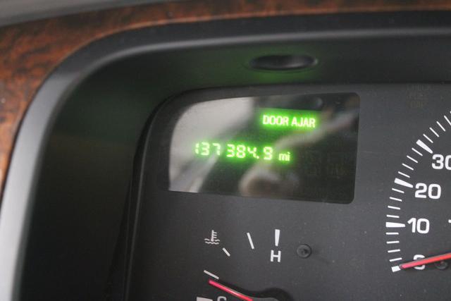 2002 Lincoln Town Car Executive
