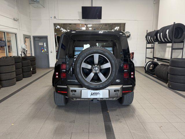 2022 Land Rover Defender 110 X-Dynamic HSE