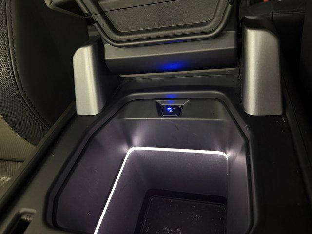 2022 Land Rover Defender 110 X-Dynamic HSE