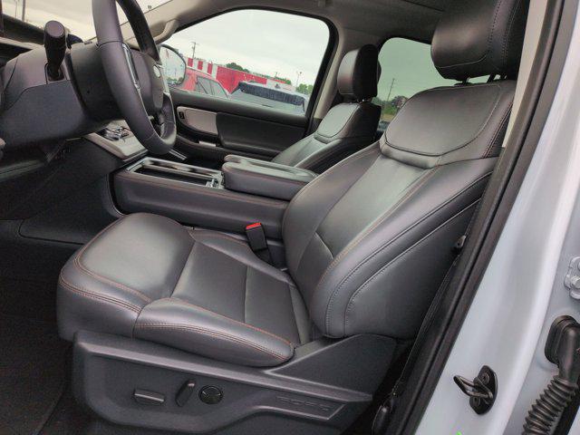 2025 Ford Expedition Active MAX