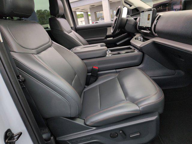 2025 Ford Expedition Active MAX