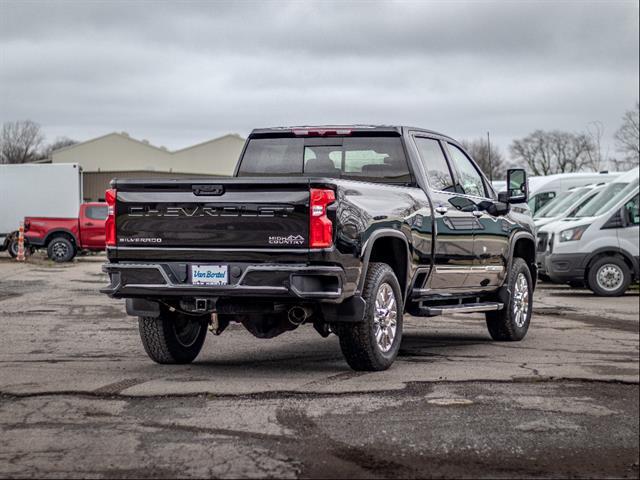 2024 Chevrolet Silverado 2500HD 4WD Crew Cab Standard Bed High Country