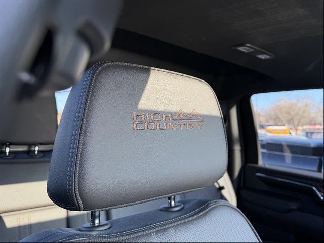 2024 Chevrolet Silverado 2500HD 4WD Crew Cab Standard Bed High Country