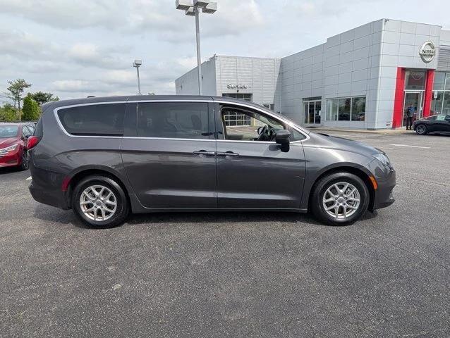 2022 Chrysler Voyager LX 2022 Chrysler Voyager LX
