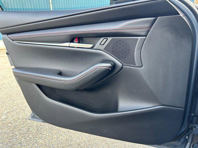 2024 Mazda Mazda3 2.5 S Carbon Edition