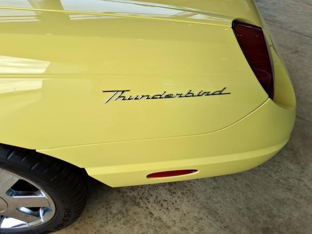 2002 Ford Thunderbird Deluxe