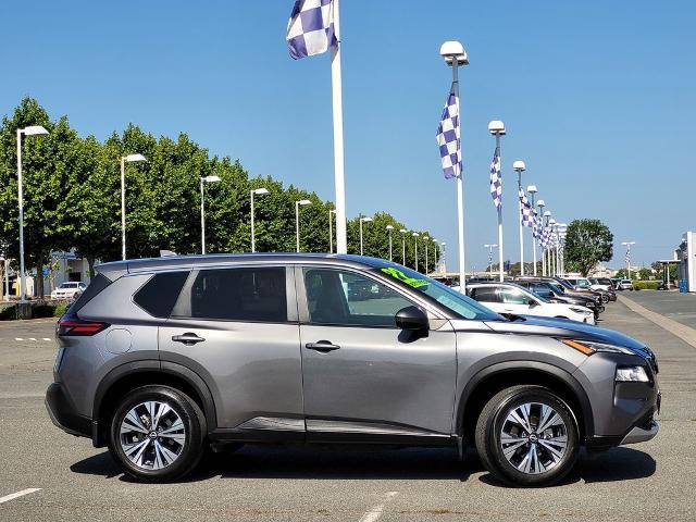 2022 Nissan Rogue SV FWD