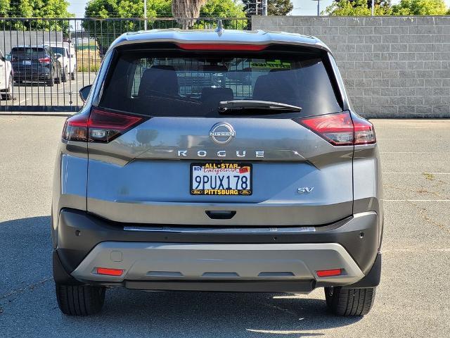 2022 Nissan Rogue SV FWD