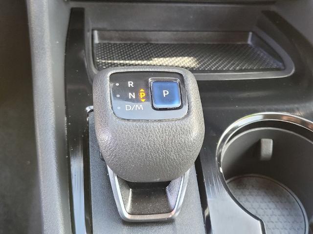 2022 Nissan Rogue SV FWD