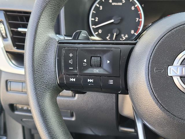 2022 Nissan Rogue SV FWD
