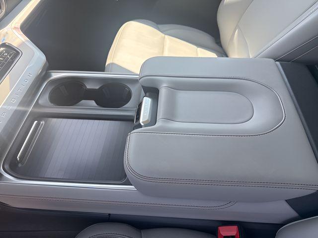 2025 Ford Expedition Active MAX
