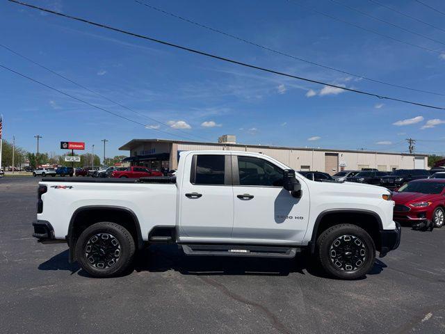 2024 Chevrolet Silverado 2500HD 4WD Double Cab Standard Bed Custom