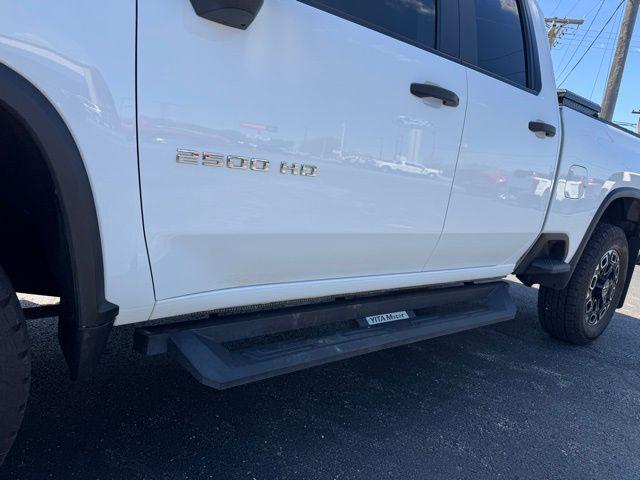 2024 Chevrolet Silverado 2500HD 4WD Double Cab Standard Bed Custom