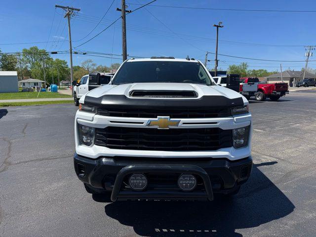 2024 Chevrolet Silverado 2500HD 4WD Double Cab Standard Bed Custom