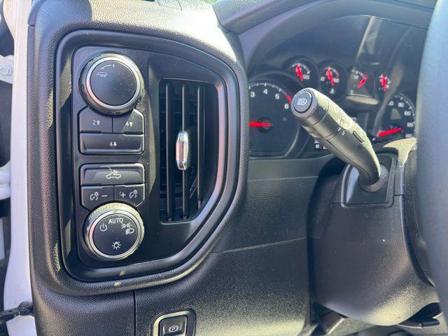 2024 Chevrolet Silverado 2500HD 4WD Double Cab Standard Bed Custom
