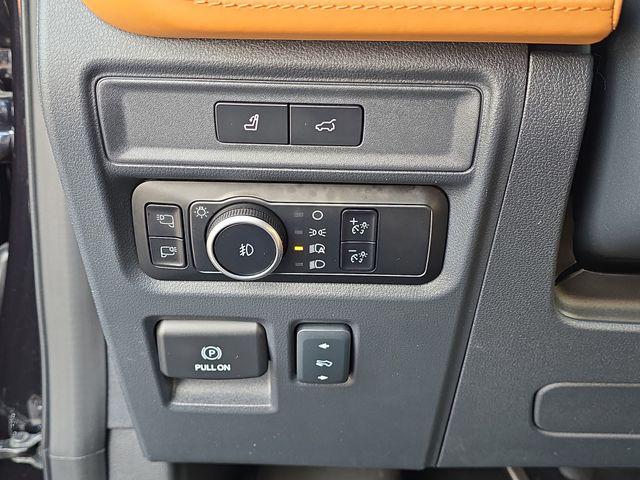 2024 Ford Expedition Platinum MAX