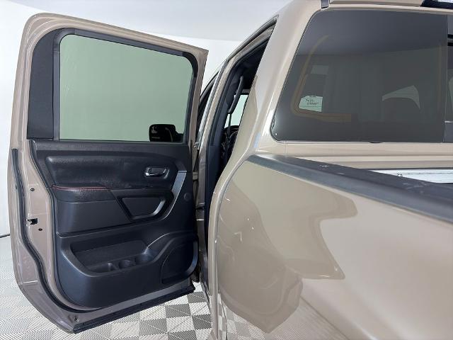 2022 Nissan Titan Crew Cab PRO-4X 4x4