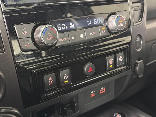 2022 Nissan Titan Crew Cab PRO-4X 4x4