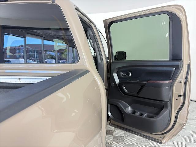 2022 Nissan Titan Crew Cab PRO-4X 4x4