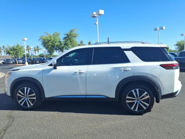 2024 Nissan Pathfinder Platinum FWD