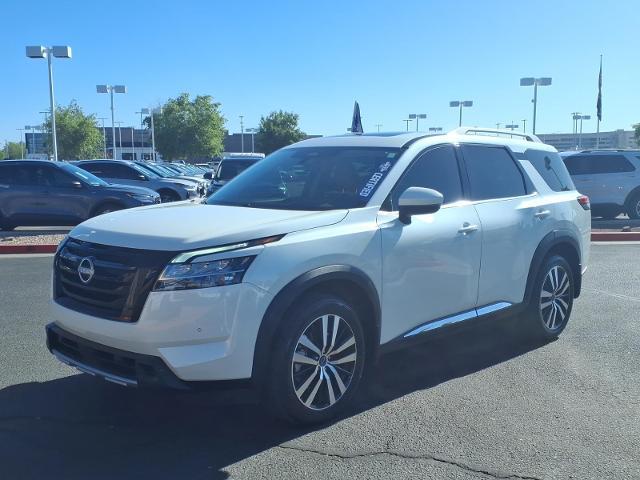 2024 Nissan Pathfinder Platinum FWD