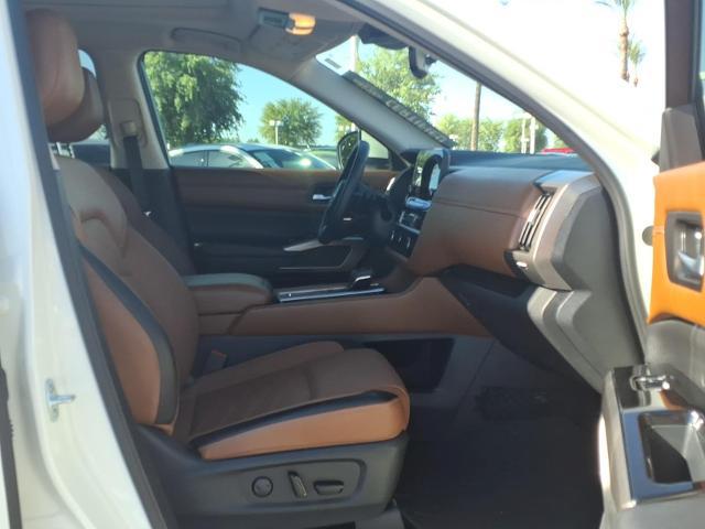 2024 Nissan Pathfinder Platinum FWD