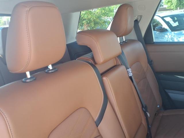 2024 Nissan Pathfinder Platinum FWD