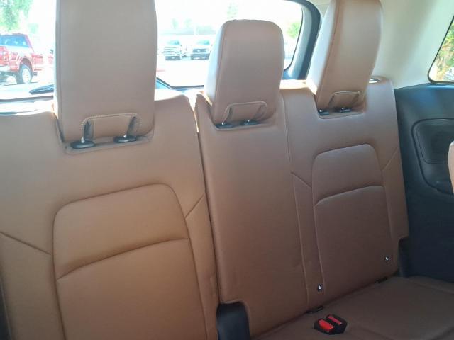 2024 Nissan Pathfinder Platinum FWD