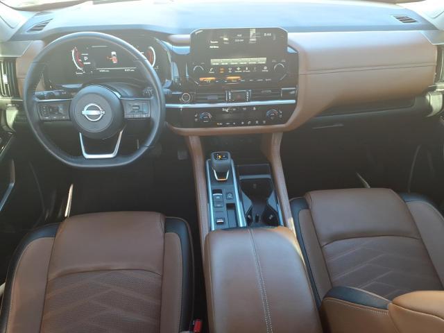 2024 Nissan Pathfinder Platinum FWD