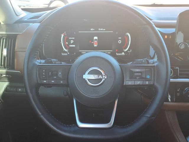 2024 Nissan Pathfinder Platinum FWD