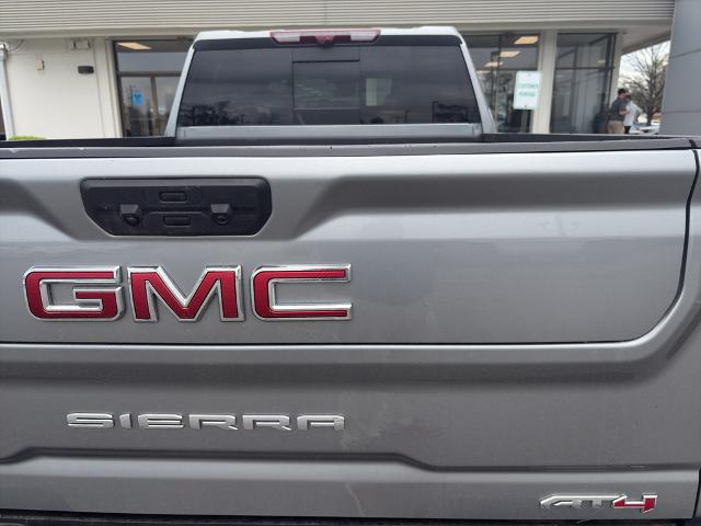 2025 GMC Sierra 2500HD 4WD Crew Cab Standard Bed AT4