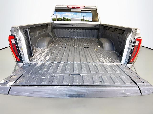 2025 GMC Sierra 2500HD 4WD Crew Cab Standard Bed AT4