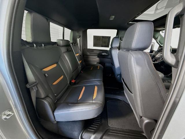 2025 GMC Sierra 2500HD 4WD Crew Cab Standard Bed AT4