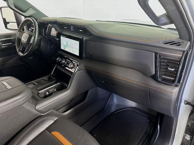2025 GMC Sierra 2500HD 4WD Crew Cab Standard Bed AT4