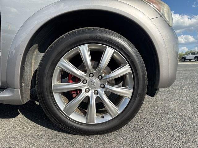 2013 INFINITI QX56 Base