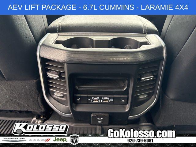 2024 Ram 2500 Laramie Crew Cab 4x4 64 Box
