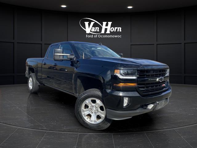 2017 Chevrolet Silverado 1500 2LT for sale in Oconomowoc, WI