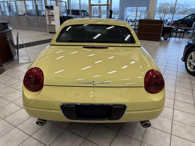 2005 Ford Thunderbird Base