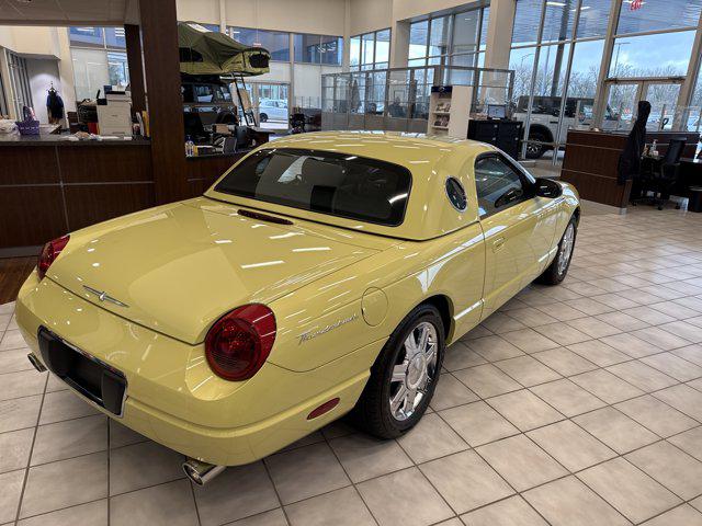 2005 Ford Thunderbird Base