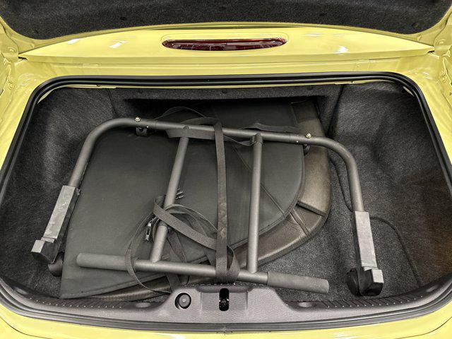 2005 Ford Thunderbird Base