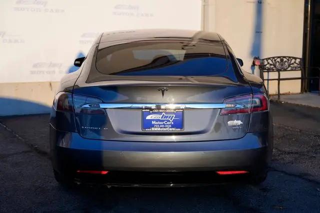 2017 Tesla Model S 75D