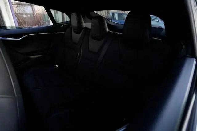 2017 Tesla Model S 75D