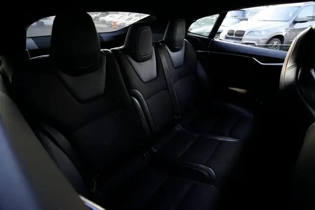 2017 Tesla Model S 75D